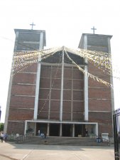 Templo Parroquial de San Antonio de Padua en Huatusco, Ver, donde el Padre Humberto celebró su Cantamisa de Acción de Gracias,  el Domingo 17 de Junio 2007.