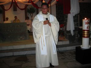 El Padre Chan nos motivó, presentándonos a San Carlos  como Pastor y modelo a seguir.