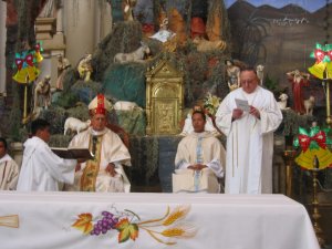 El Padre Provincial, Padre Antonio Tapparello: "Acérquese el que va a ser ordenado Presbítero".