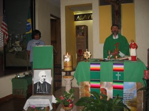 El Padre Mauricio presidió la Misa Scalabriniana-Migratoria.