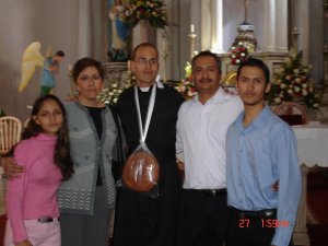 Juan Francisco, el Cora, con sus Familiares.